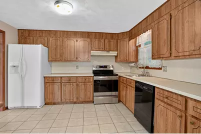 4 Goodwin Dr, Burlington, MA 01803 - Photo 11