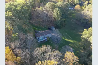 852 Churchill St, Pittsfield, MA 01201 - Photo 5