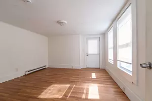 30 Chestnut St, Fitchburg, MA 01420 - Photo 5