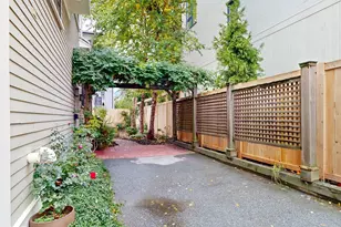 18 Hazel St, Cambridge, MA 02138 - Photo 33