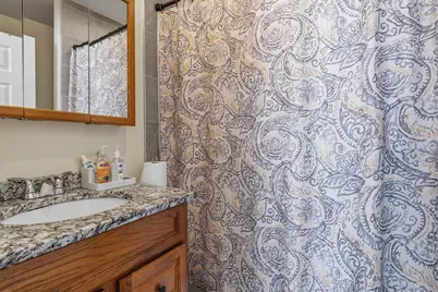 11 Blossom St, Lowell, MA 01852 - Photo 25