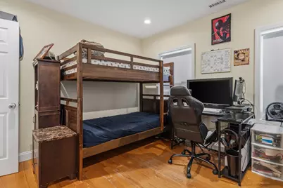11 Blossom St, Lowell, MA 01852 - Photo 19