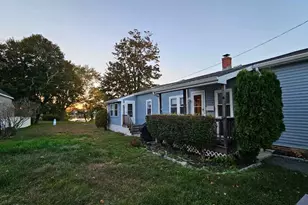 351 Ocean Grove Ave, Swansea, MA 02777 - Photo 23