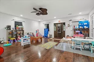 8 Brown Rd, Shirley, MA 01464 - Photo 5