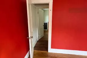 105 Warwick Rd, Newton, MA 02465 - Photo 5