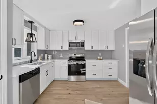 8 Reid St, Raynham, MA 02767 - Photo 9