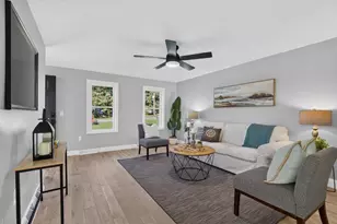 8 Reid St, Raynham, MA 02767 - Photo 5
