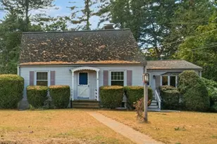 39 Mellen St, Hopedale, MA 01747 - Photo 1