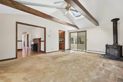 39 Mellen St, Hopedale, MA 01747 - Photo 9