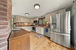 252 Leavitt St, Hingham, MA 02043 - Photo 11