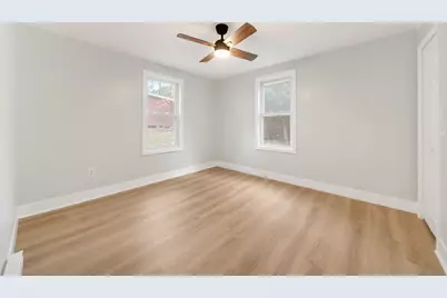 72 Leeds St, Worcester, MA 01606 - Photo 17