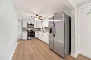 72 Leeds St, Worcester, MA 01606 - Photo 9