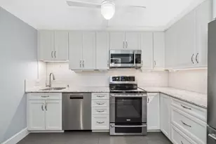 131 Sewall Ave, Brookline, MA 02446 - Photo 17