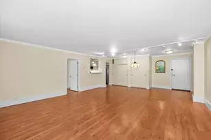 131 Sewall Ave, Brookline, MA 02446 - Photo 13