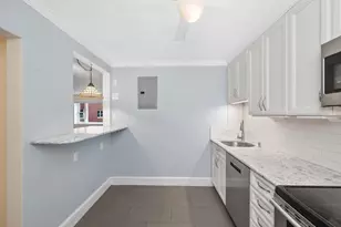 131 Sewall Ave, Brookline, MA 02446 - Photo 19