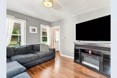 111 Packard St, Hudson, MA 01749 - Photo 9