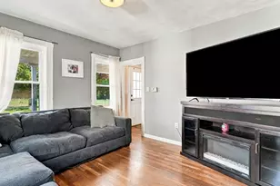 111 Packard St, Hudson, MA 01749 - Photo 9