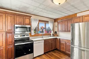 111 Packard St, Hudson, MA 01749 - Photo 13