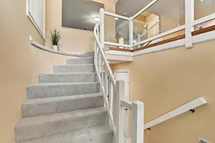 139 Captain Eames Cir, Ashland, MA 01721 - Photo 3