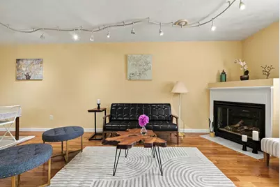 139 Captain Eames Cir #139, Ashland, MA 01721 - Photo 7
