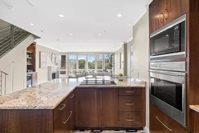 40 Battery St #306, Boston, MA 02109 - Photo 9