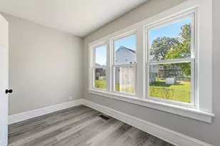 35-37 Acorn St, Springfield, MA 01109 - Photo 11