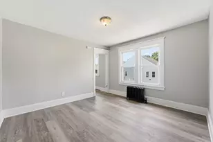 35-37 Acorn St, Springfield, MA 01109 - Photo 21