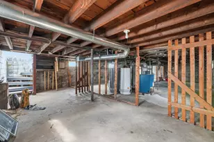 35-37 Acorn St, Springfield, MA 01109 - Photo 33