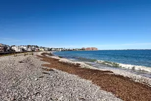 29 Seafoam Ave, Winthrop, MA 02152 - Photo 9