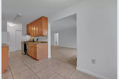12 Shrewsbury Green Dr #C, Shrewsbury, MA 01545 - Photo 5