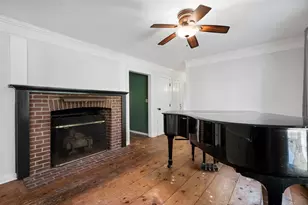 84 Elm St, Blackstone, MA 01504 - Photo 13