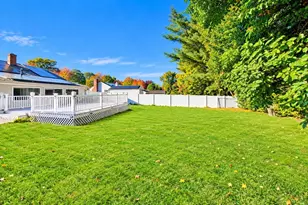 11 Anne St, East Longmeadow, MA 01028 - Photo 27