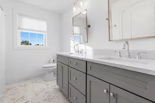8 Lannister Ln, Seekonk, MA 02771 - Photo 21