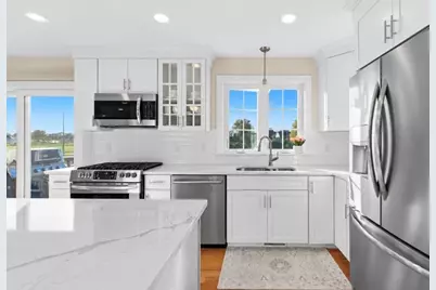 8 Lannister Ln, Seekonk, MA 02771 - Photo 13