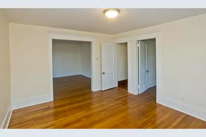 559-561 Wilbraham Rd, Springfield, MA 01109 - Photo 5