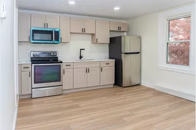 105 Chestnut St, Lowell, MA 01852 - Photo 17