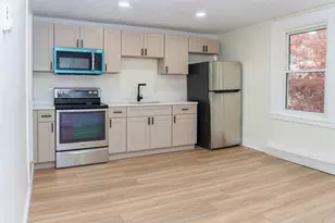 105 Chestnut St, Lowell, MA 01852 - Photo 17
