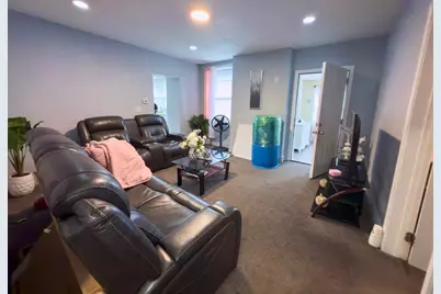 105 Chestnut St, Lowell, MA 01852 - Photo 25