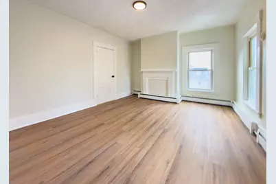 105 Chestnut St, Lowell, MA 01852 - Photo 9
