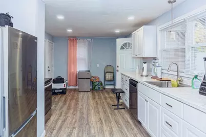 105 Chestnut St, Lowell, MA 01852 - Photo 21