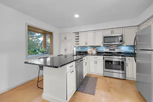 34 Brookdale Cir, Shrewsbury, MA 01545 - Photo 9