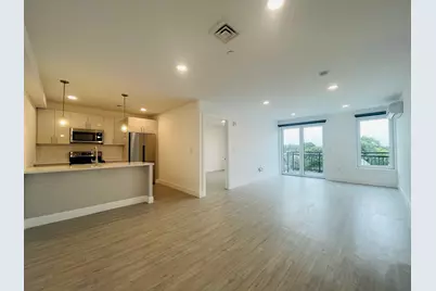 42 North Beacon St #504, Boston, MA 02134 - Photo 3