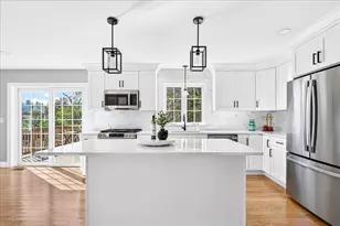 49 Thompson St, Middleborough, MA 02346 - Photo 5