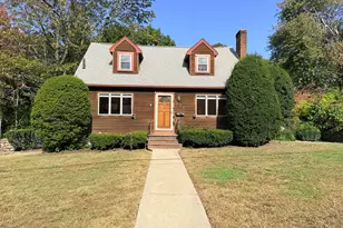484 Elm St, Braintree, MA 02184 - Photo 1