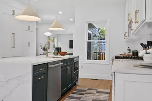 3 Fairlee St, Somerville, MA 02144 - Photo 5