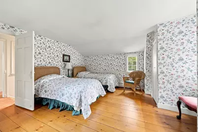 102 Central St, Hingham, MA 02043 - Photo 17
