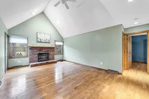 6 Townview Cir, East Longmeadow, MA 01028 - Photo 9