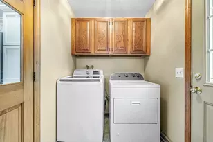 6 Townview Cir, East Longmeadow, MA 01028 - Photo 17