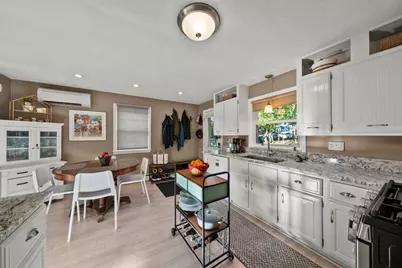 40 Buckman St #40, Woburn, MA 01801 - Photo 5