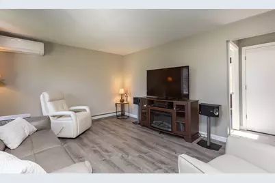 35 Water St, Somerset, MA 02726 - Photo 13